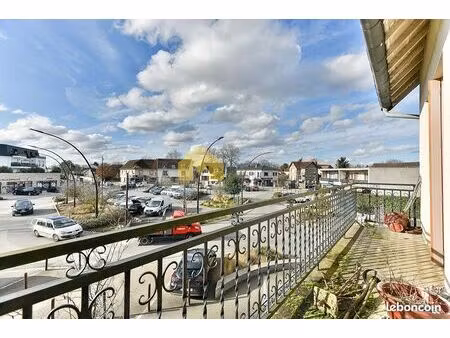 appartement 4 pièces 77 m²