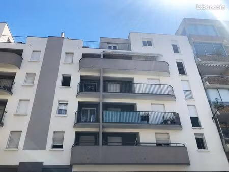 appartement 78 m2 4 pieces avec cave et garage centre ville