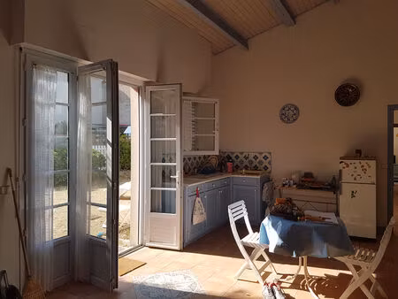 les sables d'olonne - quartier presidents - maison - 190 m² - double garage