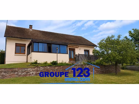 maison individuelle 'meublée' de 77 m2 sur terrain clos et a