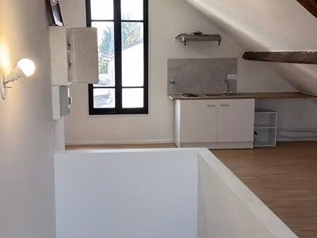 à louer – grand f1 de 40 m² – bobigny