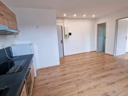 f2 rénové 40m² – face gare – idéal frontalier luxembourgrg