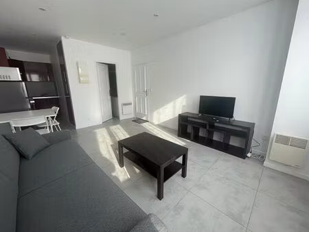 location appartement 1 pièce  25.63m²  limours