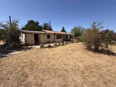 maison de plain-pied à rénover sans voisinage immédiat