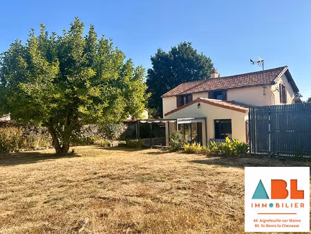 maison 3 chambres avec un grand terrain constructible !