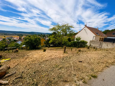 terrain constructible de 932 m² à chanteloup-les-vignes