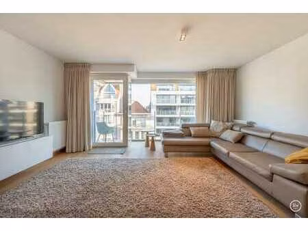 non meublé - appartement récent avec une belle largeur de f