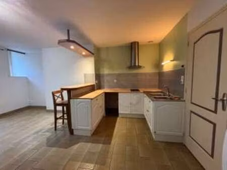 location appartement 2 pièces à domfront (61700) : à louer 2 pièces / 40m² domfront