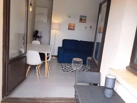 location t2 meublé plage