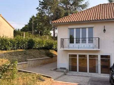 location t4 garage et jardin