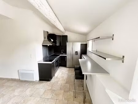 t2 meublé 35m² - calme  lumineux - centre village
