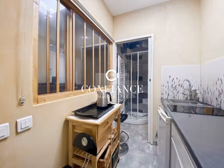 (06300) quartier antiquaire local commercial murs libre renové