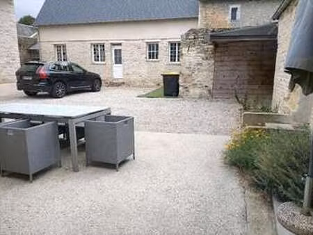 location maison meublé à vaux-sur-seulles (14400) : à louer meublé / 106m² vaux-sur-seulle