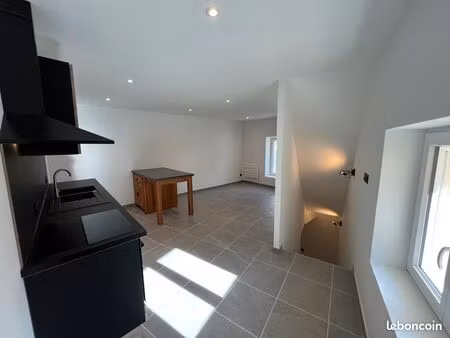 maison de village 65 m²