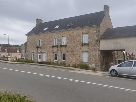 a la hutte vend immeuble de rapport a 10 mn d’alençon surface 262 m2