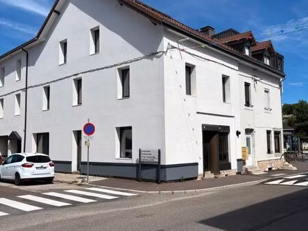 rare immeuble 440 m² au cœur du haut-jura – investissement locatif