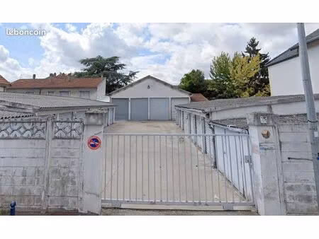 box à loyer drancy proche a86