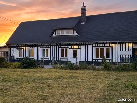 longère à colombages rénovée – 120 m² – 3 chambres – jardin et grand garage