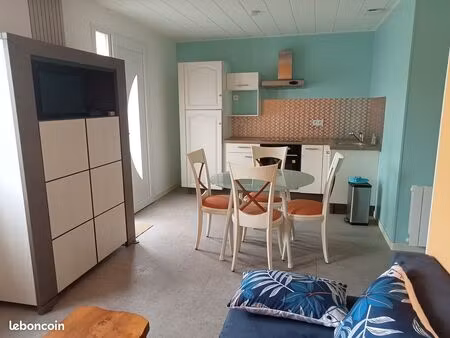 petit appartement 38 m2 dans maison