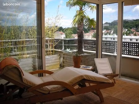 appartement de 3/4 pièces  d’environ 80 m2 + une véranda de 17 m2 sur une terrasse de 35 m