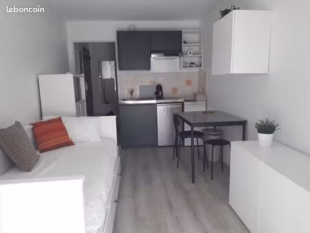 studio meublé à l'année