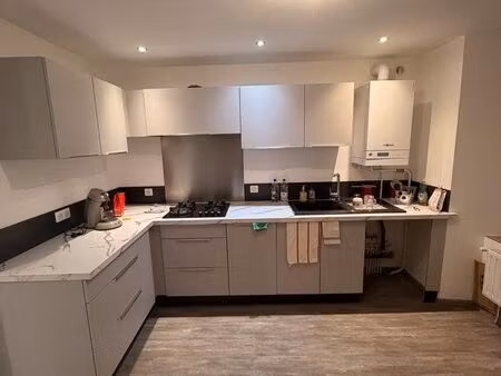 appartement t2 bis – 58 m² – centre-ville d’yssingeaux