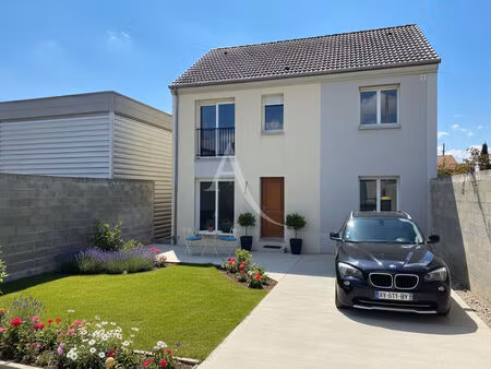 maison récente de 2019 ? 4 chambres dont une suite parentale ? proche gare