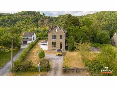 charmante maison - 4 chambres - grand jardin 1200m2 - garage