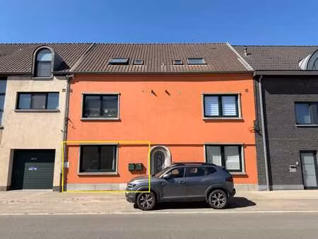 appartement de plain-pied avec 2 chambres et une terrasse