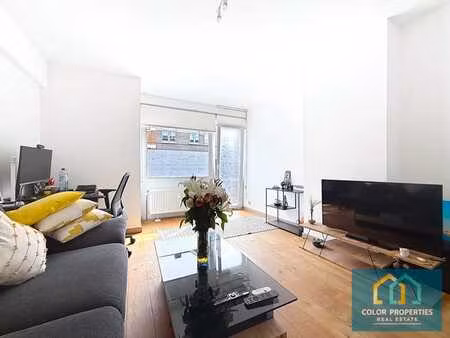appartement de standing-moderne. 1chambre+bureau à stockel!