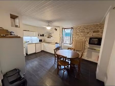 charmante maison de village au cœur de st chaptes