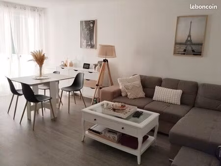 pau nord – t2 lumineux avec balcon  parking privé et piscine