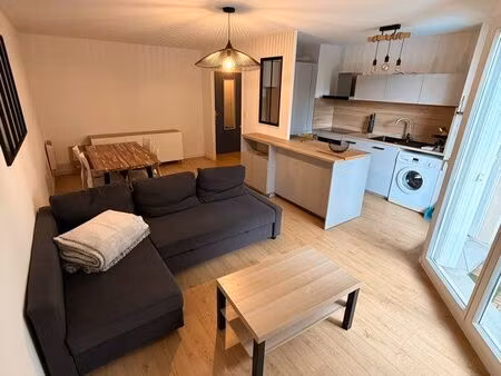 t2 meublé 44 m² – rénové 2025 – balcon – 2 parkings | blagnac