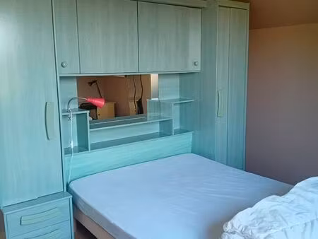 chambre meublée