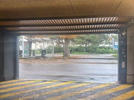 place de parking privée à louer – gare de groslay (95410)