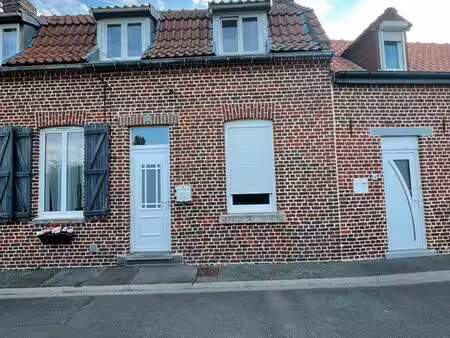 particulier loue maison de village à ennevelin