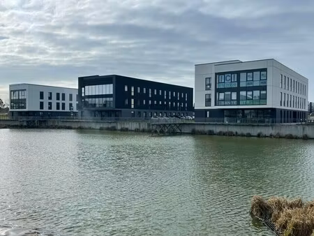 location bureaux 533 m² à 1 066 m²