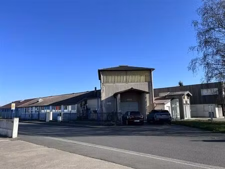 vente local d'activités amanvillers 1 100 m²