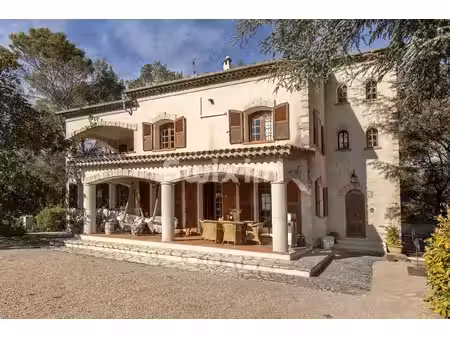 vente villa 8 pièces