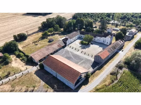 vente fonds de commerce 10 pièces  663.00m²  guignes