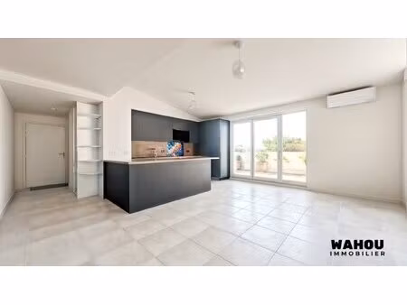 appartement t4 toit terrasse dans résidence récente avec piscine