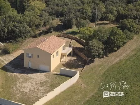 villa 120 m²   garage 126 m²  vue imprenable sur le ventoux et les monts environnants