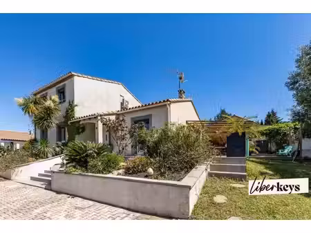 vinassan : magnifique maison de 135m² avec terrain/jacuzzi et garage