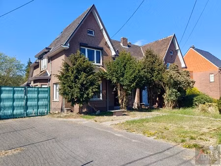 appartement te koop in heusden-zolder met 5 slaapkamers