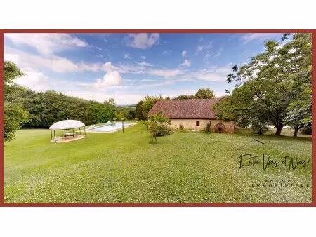 domaine 4 ha maison xviie gîtes / chevaux / projet pro