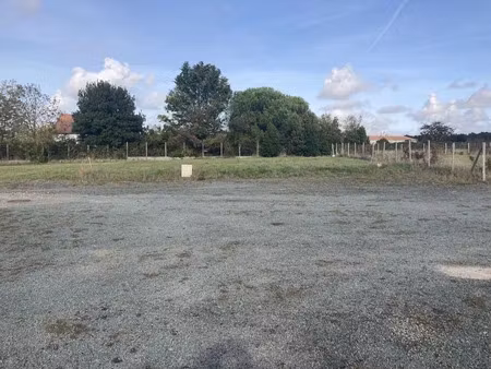 vente terrain 500 m² à lairoux (85400)  28 500 €