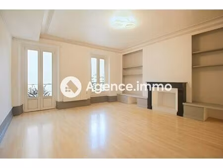appartement t4 de caractère au coeur de thônes