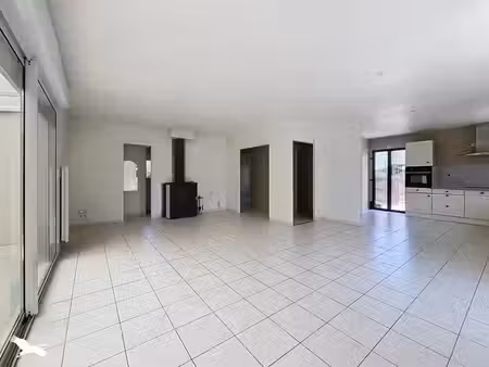 vente maison 3 pièces 85 m² montendre (17130)