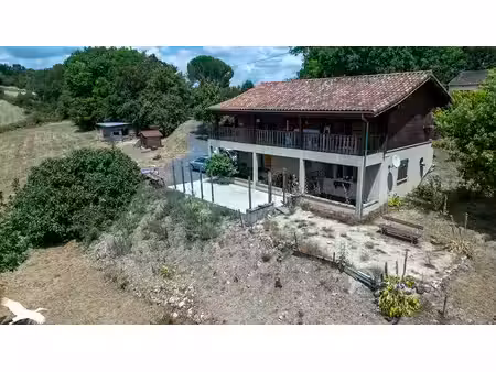 chalet de 5 pièces principales