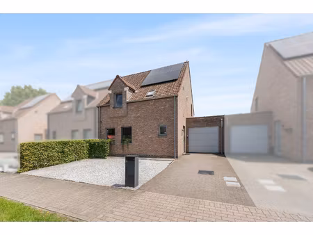 huis te koop in waasmunster met 3 slaapkamers